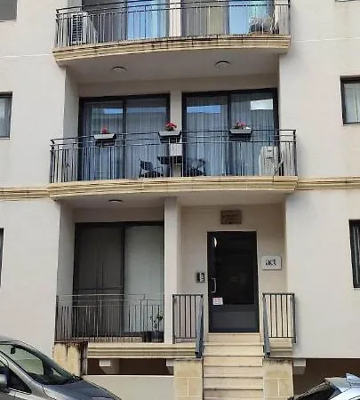 Bright Stylish Apartment Victoria Exterior photo